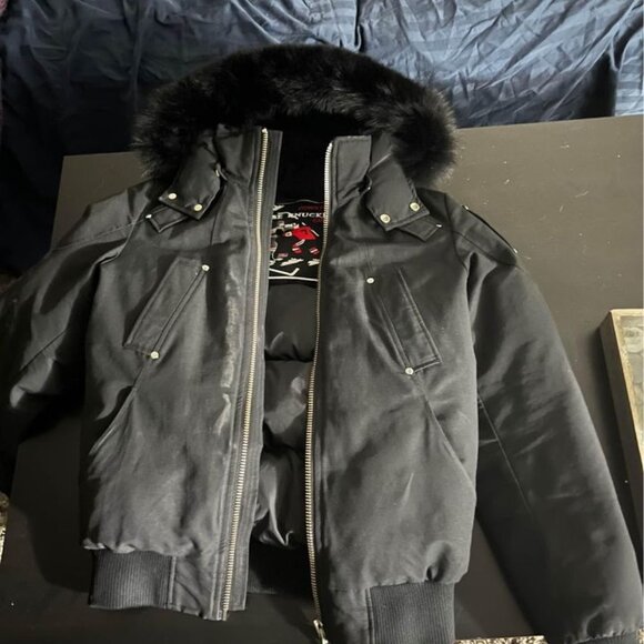 Moose knuckle Bomber - Picture 2 of 6
